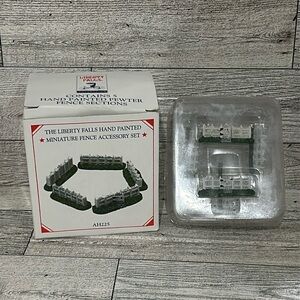 Liberty Falls Hand Painted Collection AH225 Miniature Fence Accessory Set